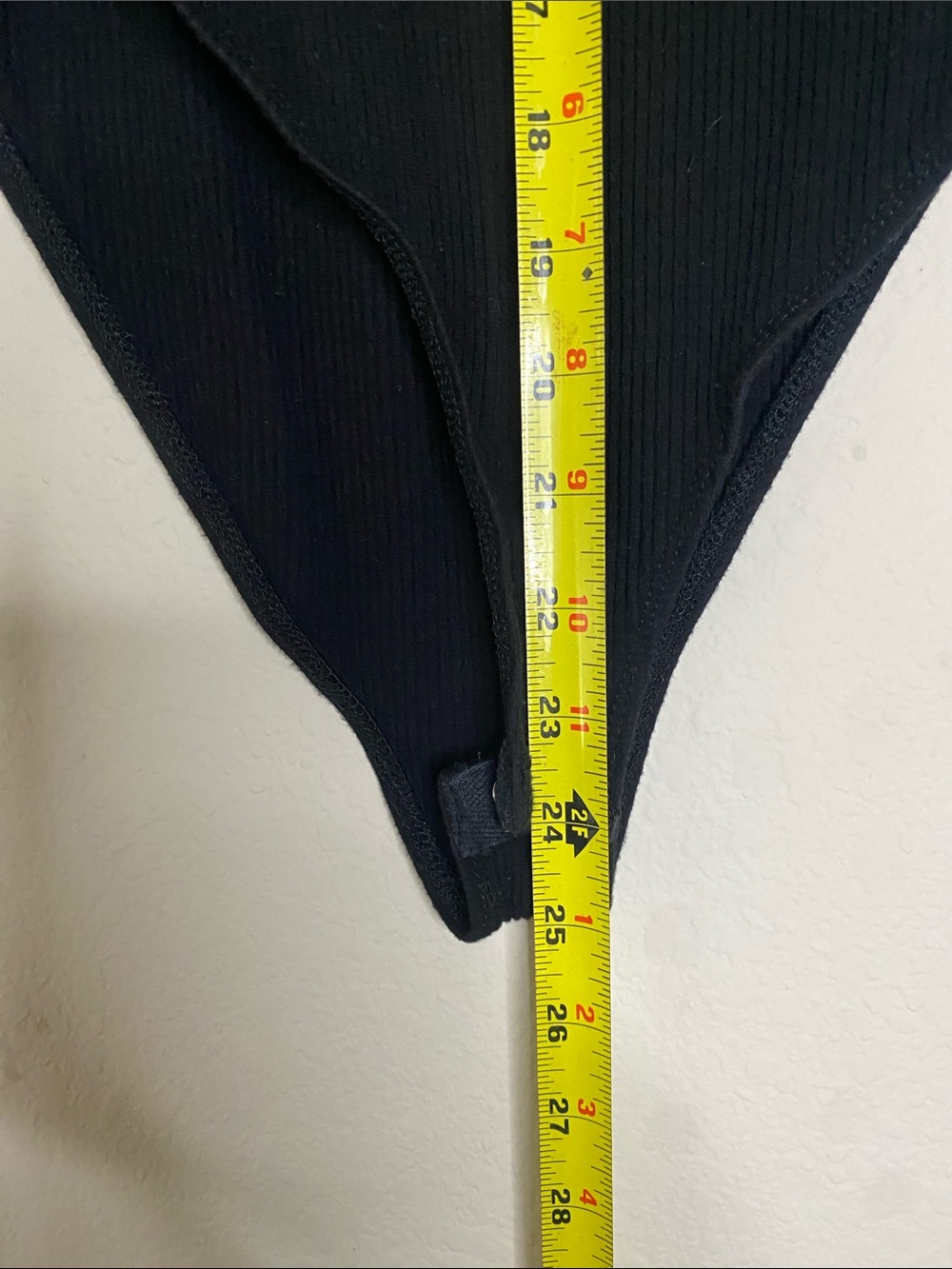 ✨Black ribbed long sleeve body suit that buttons on the bottom! - Picture 5 of 6